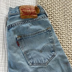 Loved and distressed Men’s Levi’s 501